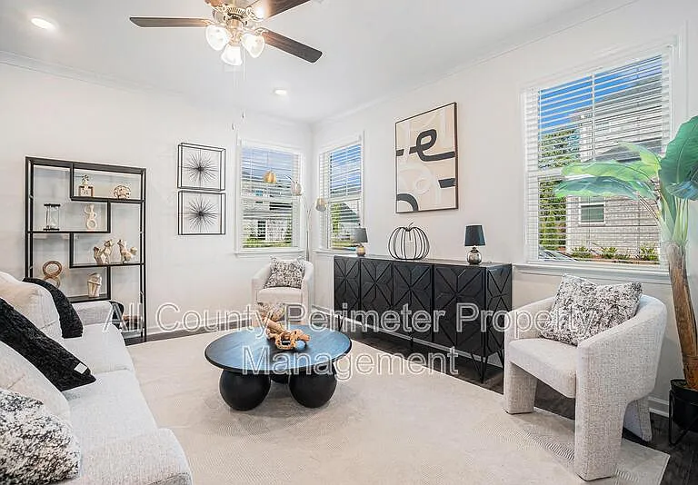 607 Silver Moon Dr — Photo 8