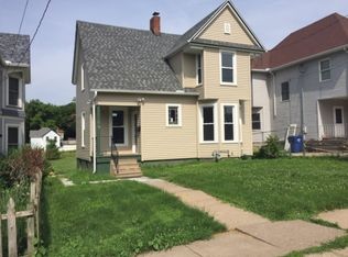1128 Arlington Ave, Davenport, IA 52803