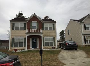 4204 Crowfield Dr, Raleigh, NC 27610