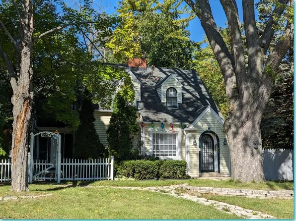 5667 North 33rd STREET, Milwaukee, WI 53209