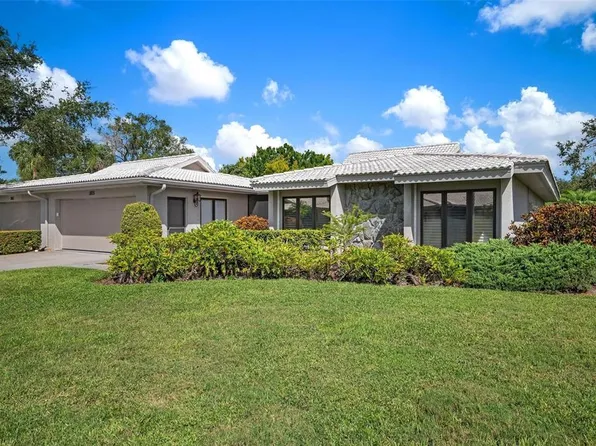 3875 Wilshire Cir #22, Sarasota, FL 34238