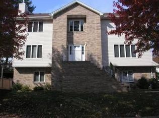 37 Hill St, Wood Ridge, NJ 07075