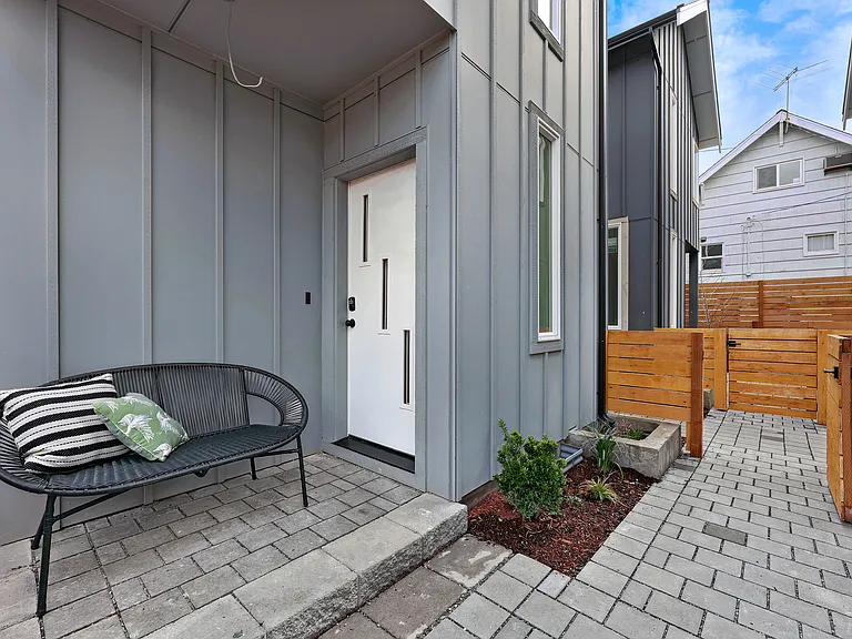 2006 19th Ave S #A — Photo 42