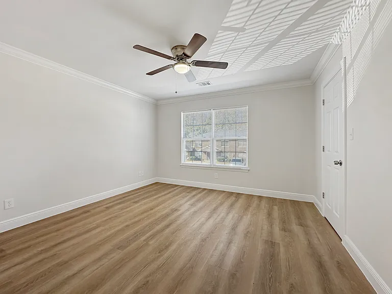 Robertsdale Village Apartments — Photo 74