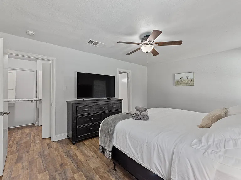 3312 Robinhood Ct — Photo 20