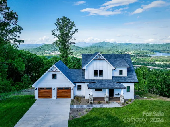 49 Arabella Ln, Arden, NC 28704