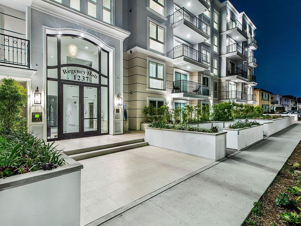 Regency Holt Apartments - 1237 S Holt Ave Los Angeles CA | Zillow