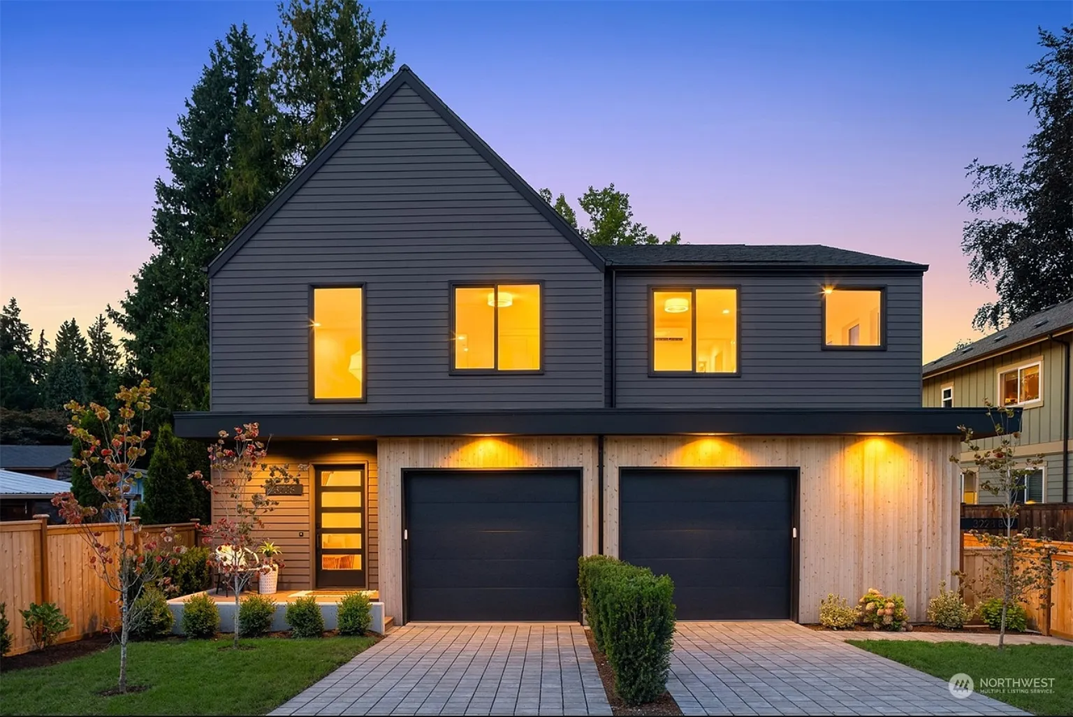 3 bed, 2.5 bath, 1592 sqft, $5,200 — Photo 1