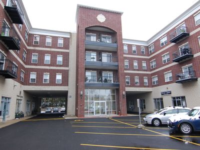 10 N Lake St APT 310, Grayslake, IL, 60030