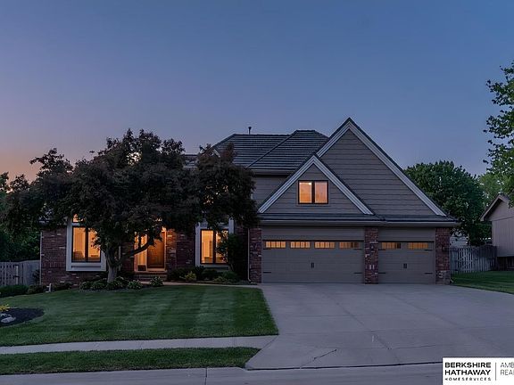 2nd image of 16630 Wright Cir