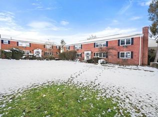 5 Lenox Ct APT 1101, Suffern, NY 10901