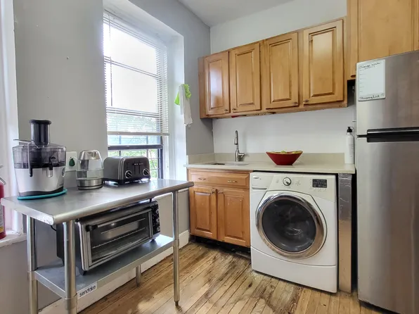 501 West 156th Street image 3 of 6