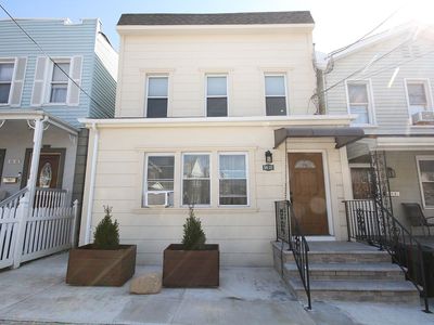 54-21 68th St #2FAM, Maspeth, NY, 11378