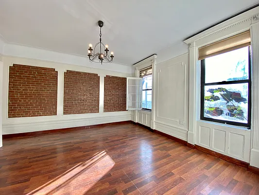 Rented by Simply Brooklyn Realty Inc | media 11