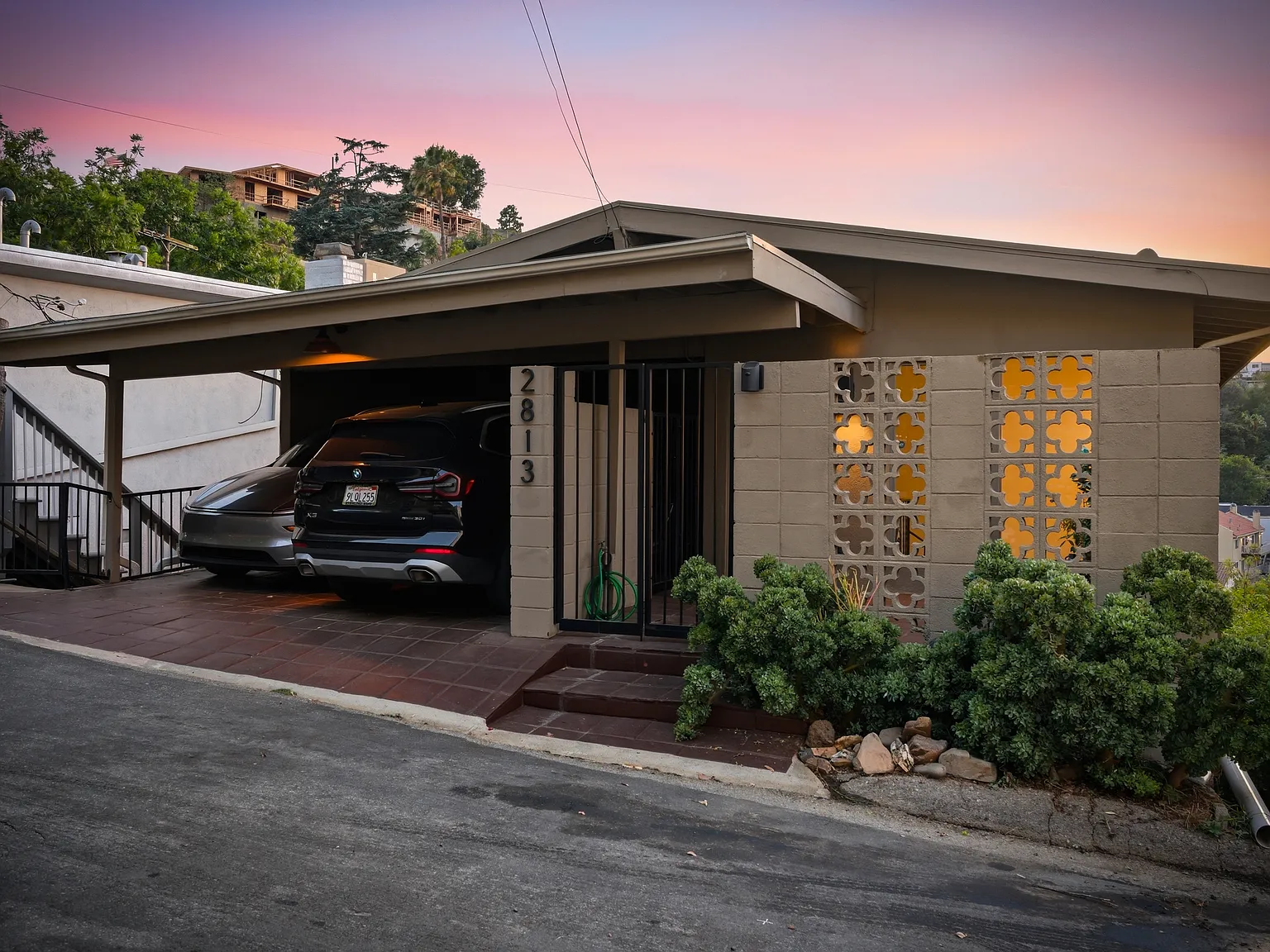2813 Pacific View Trl — Photo 1