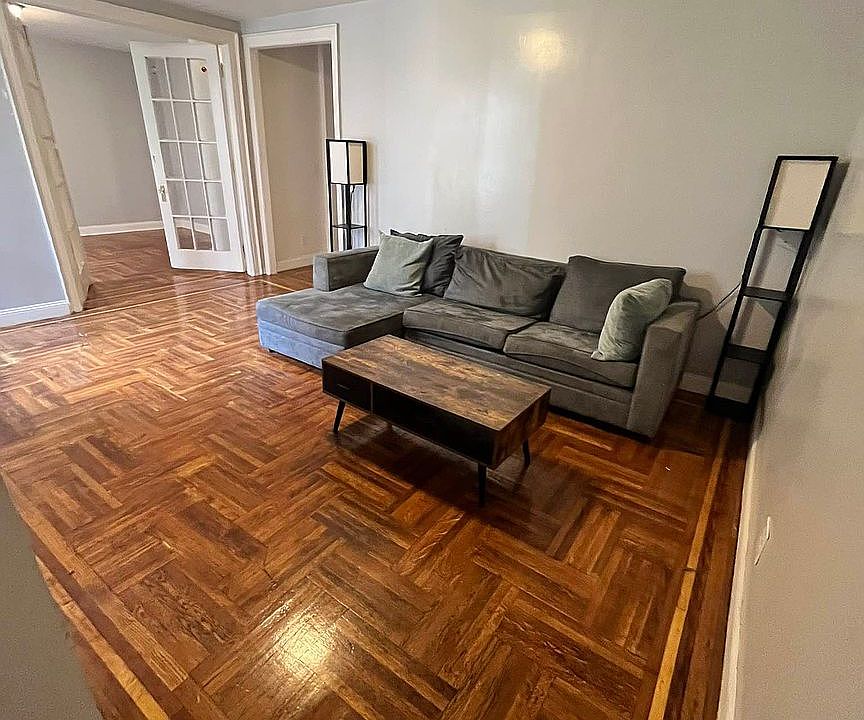 1st image of 263 Parkside Ave #C5