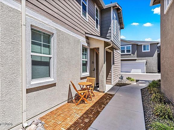 3rd image of 326 Cattail Cir
