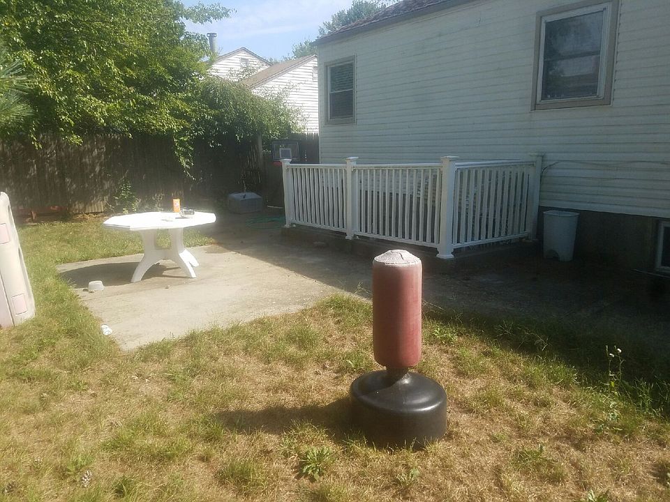2nd image of 19 Wilson St