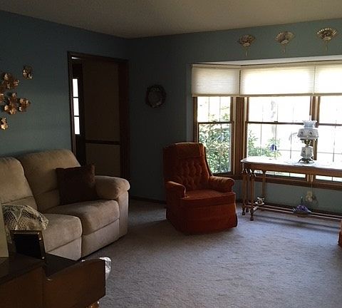 Living room bay window