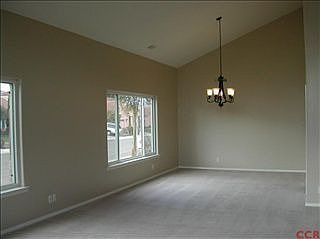 4th image of 2435 Skylinks Ct
