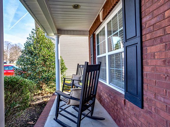 5th image of 7633 Greenscape Dr