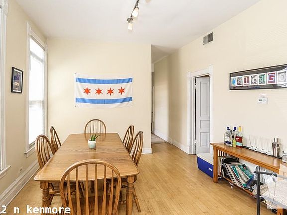 2nd image of 3212 N Kenmore Ave #917
