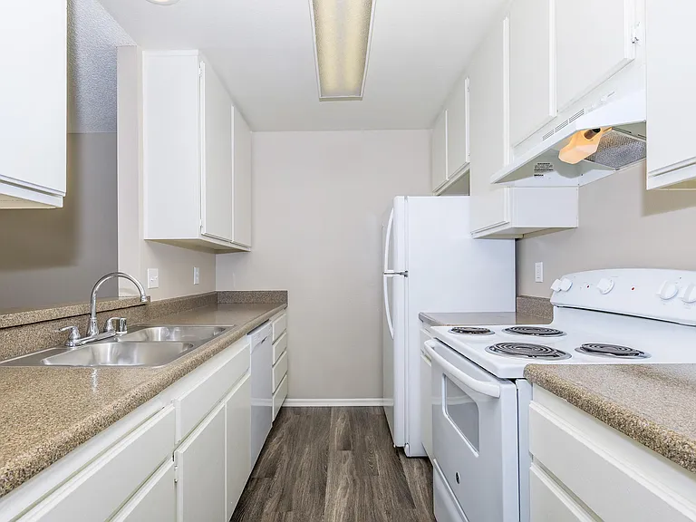 Trabuco Woods Apartment Homes — Photo 29