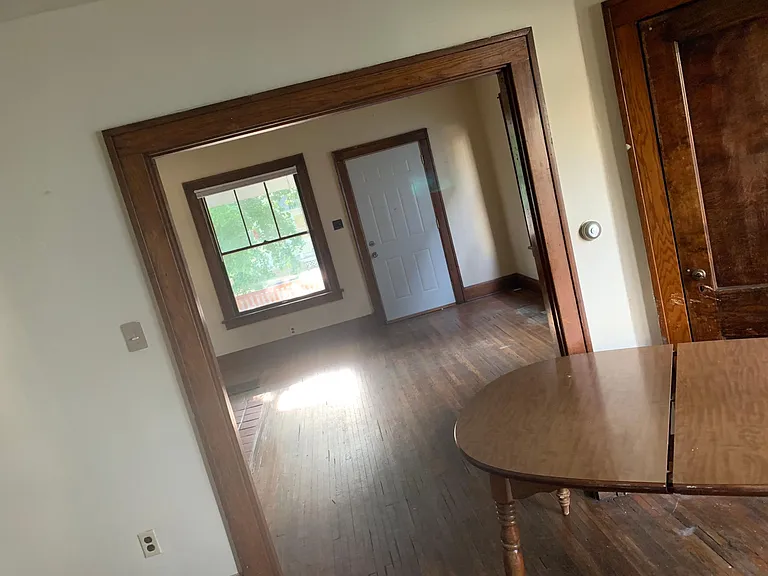 2120 Indiana Ave — Photo 6