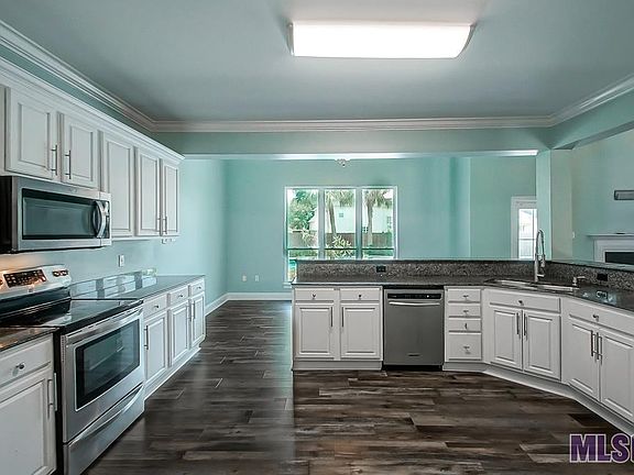 4th image of 18333 Manchac Place Dr