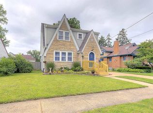 2306 Grant Ave, Rockford, IL 61103
