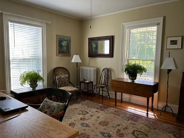 1492 Washington St, Bath, ME 04530
