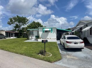 8721 SW 22nd St, Davie, FL 33324