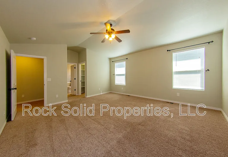 1031 Old Town Ln #1 — Photo 23