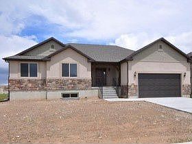 1st image of 1671 N Aspen Cir #73