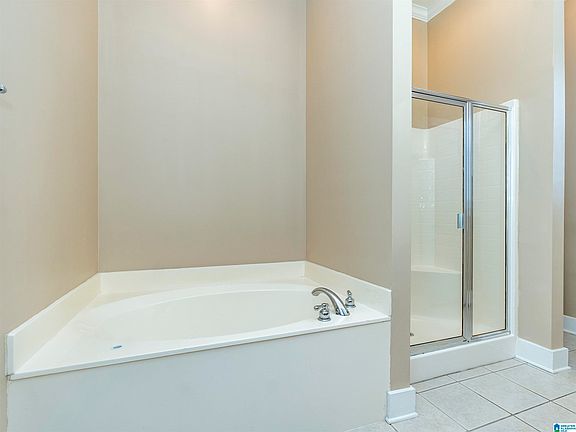 5th image of 6246 S Clubview Cir