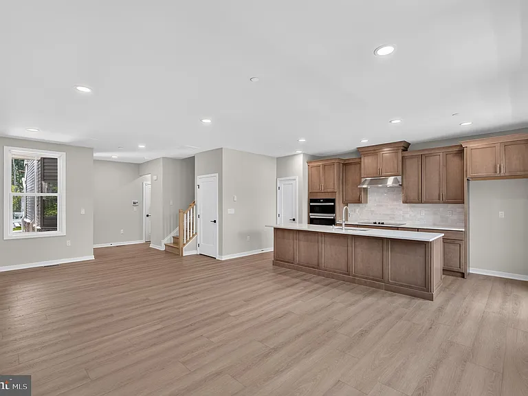 44 Grayson Ln — Photo 6