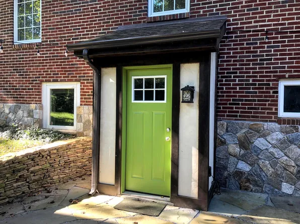 300 Lexington Dr, Silver Spring, MD 20901