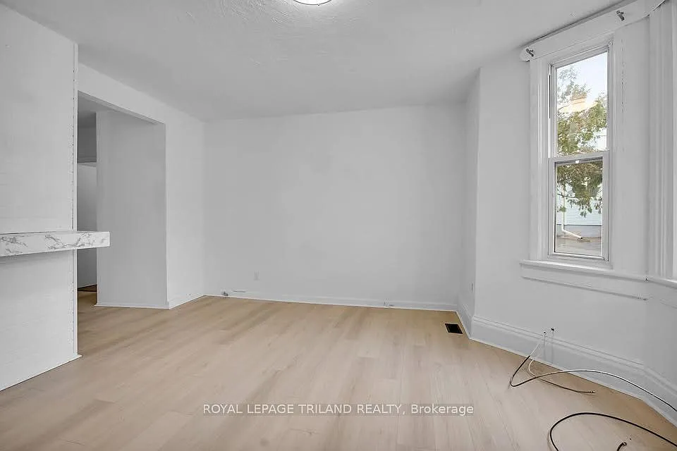 1 bed, $1,300 — Photo 1