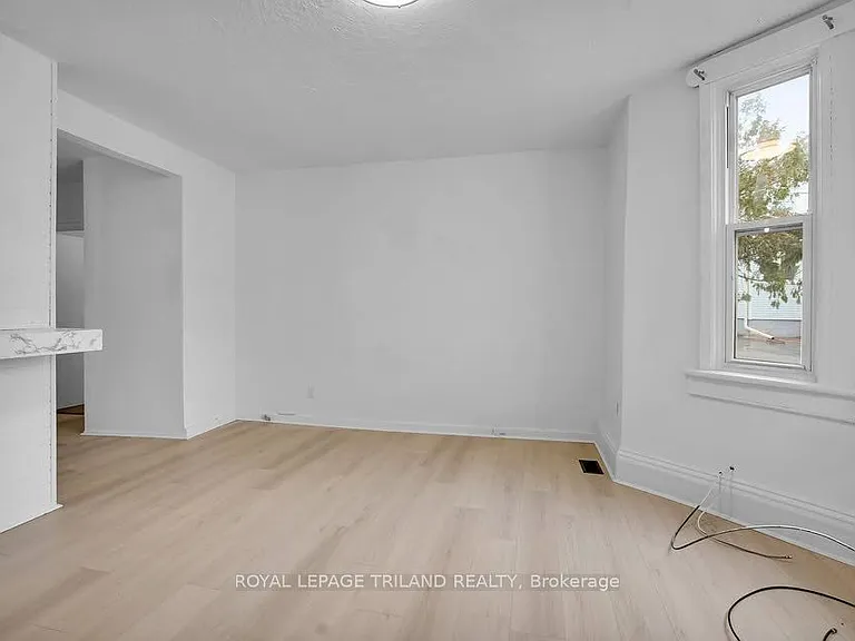 21 Jessie St #2 — Photo 1