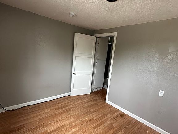 4th image of 1133 Iowa Ave