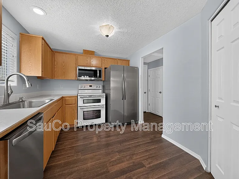 48 S 17th Ct — Photo 9