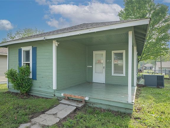 4th image of 203 S Schifferdecker Ave