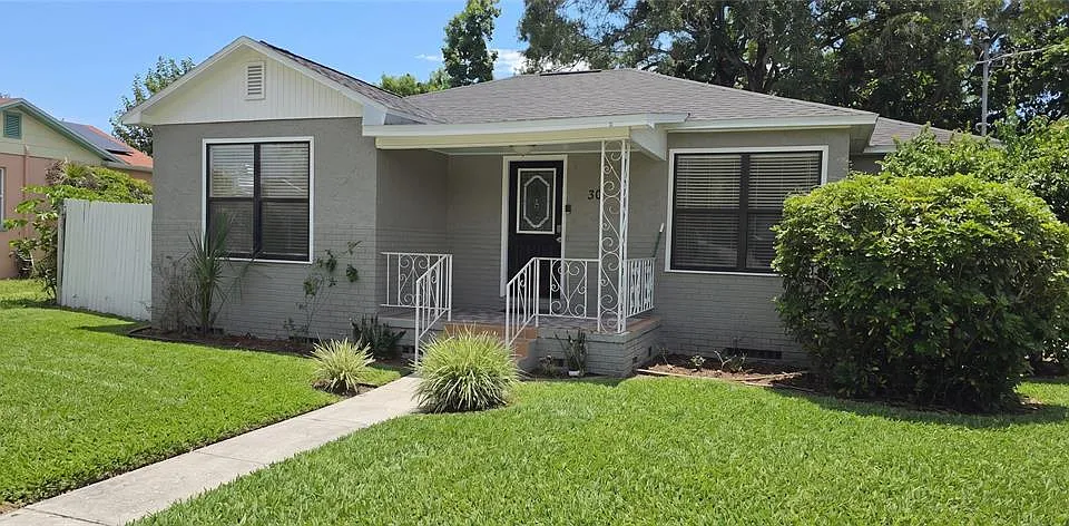 3008 W Main St