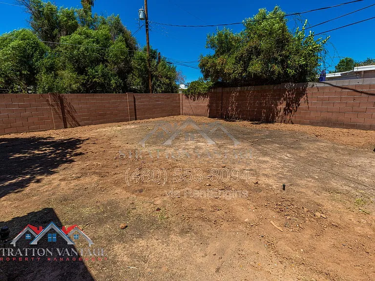 4826 E Avalon Dr — Photo 36
