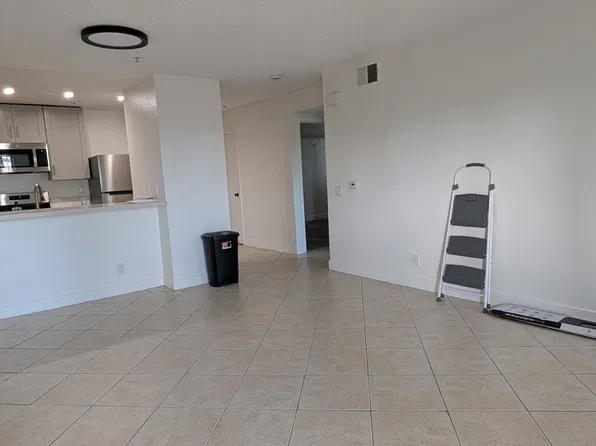 450 E 4th St, Santa Ana, CA