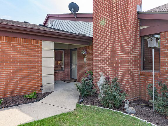 3rd image of 2064 Oak Run North Dr #0