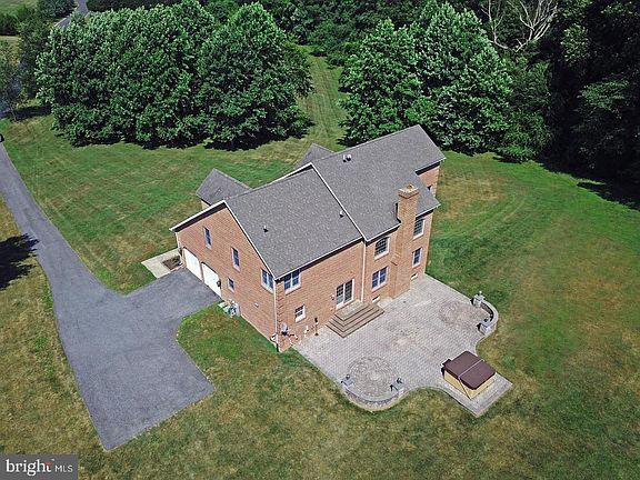2nd image of 1508 Hunt Field Way
