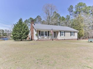 121 Country Ln, Ellerbe, NC 28338