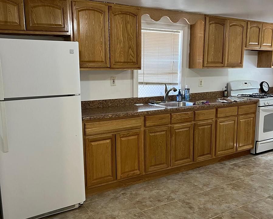 1st image of 69 Briggs Ave #1