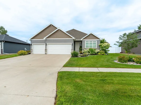 2626 6th St W, West Fargo, ND 58078